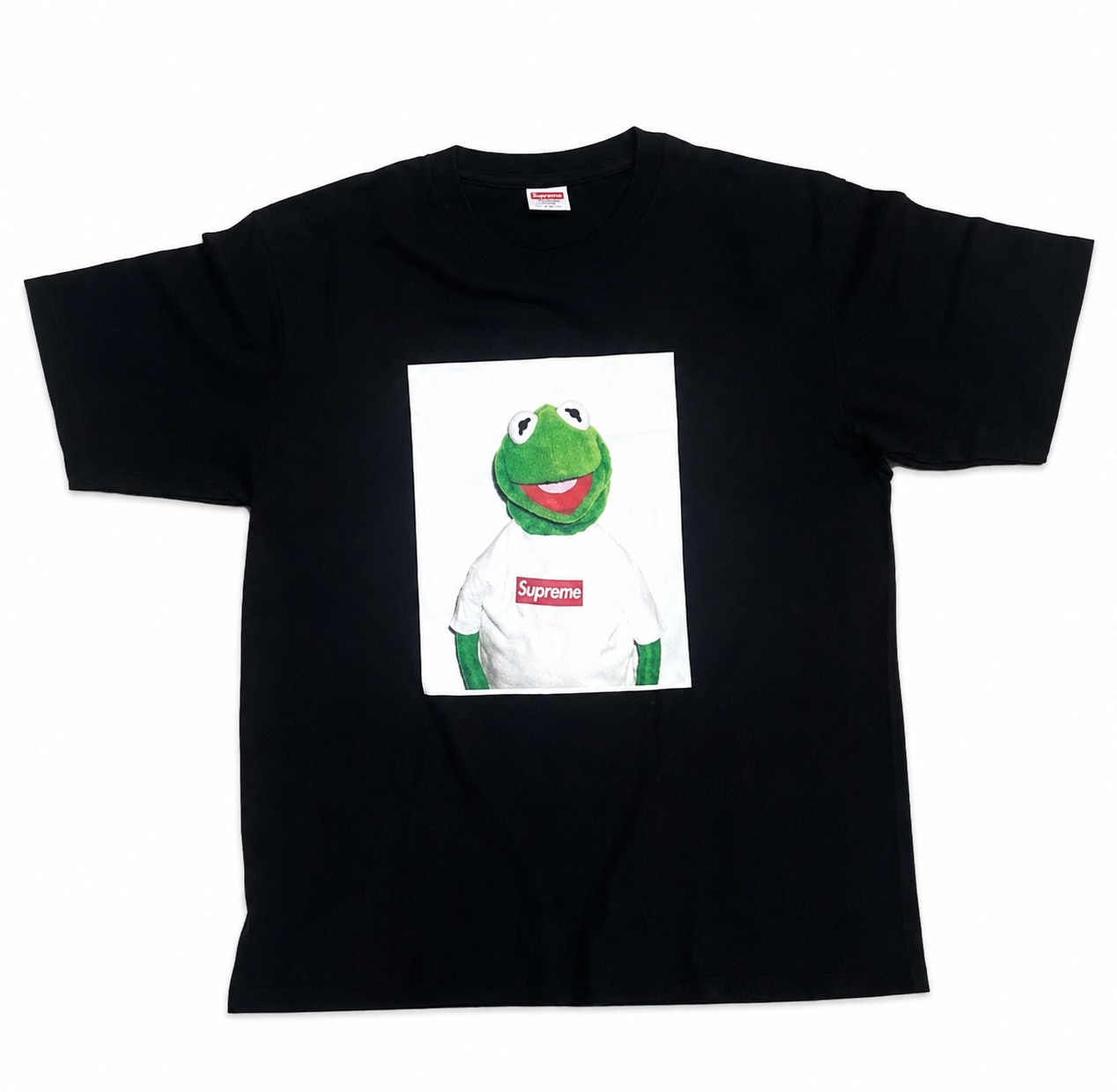 Black Minimal Graphic Printed T-Shirt